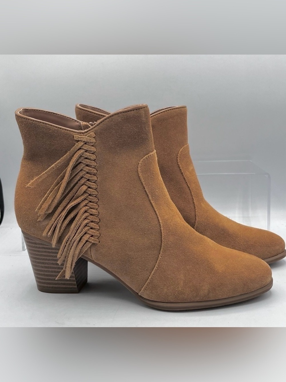 Bass Ankle Bootie Women’s Size 7.5 Tan Eve Suede Fringed Heeled Zip Boho Boot